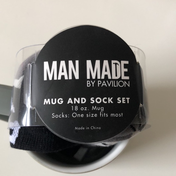 ☕️🧦 Happy 50th Birthday mug & socks set - Picture 2 of 5